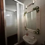 Casas 1ª Linea Ria De فيجو
