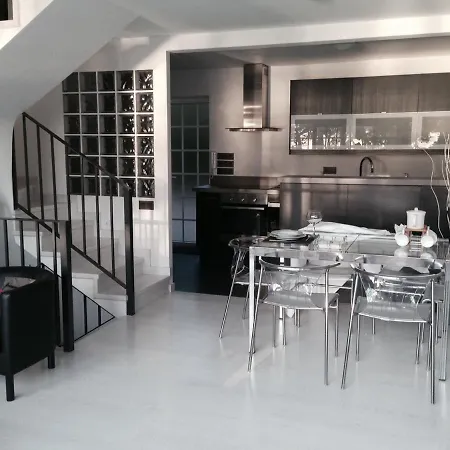 Casas Sobre El Mar En * فيجو