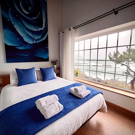 Casas Sobre El Mar En
